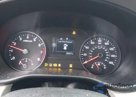 2017 Kia Sportage Ex z USA, uszkodzony, nr VIN KNDPNCAC6H7179464